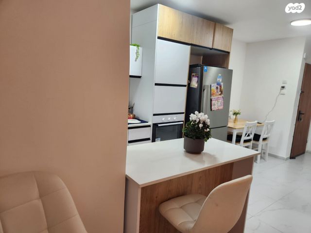 מעלה הגיבורים 9