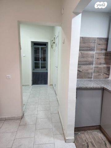 דירת גן, הגולן 11, רמת עמידר, רמת גן