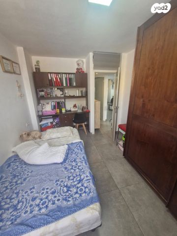 דירה, אילת 70, ג'סי כהן, חולון