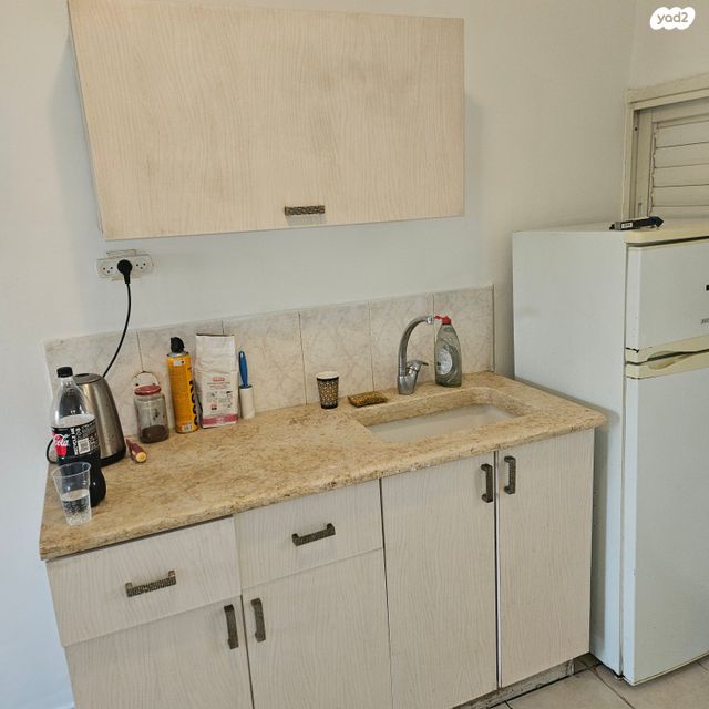 יחידת דיור, הרב שלום שבזי 38, שבזי, ראש העין