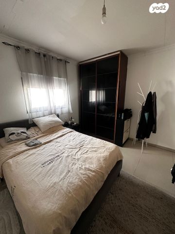 יחידת דיור, הברוש 40, נווה ימין, נווה ימין