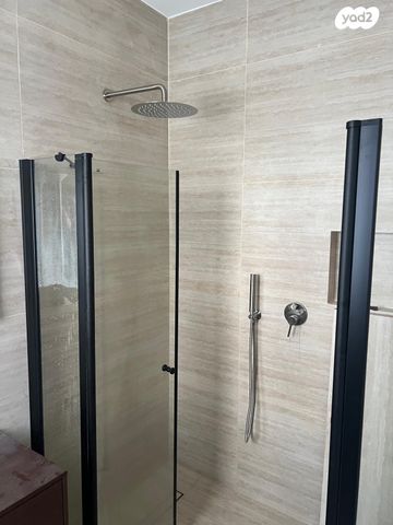 דו משפחתי, גולדה מאיר 23, בר לב, מזכרת בתיה