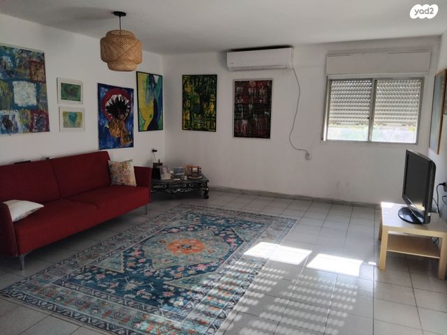 דירה, הצבעוני 29, נאות אשכול, יבנה