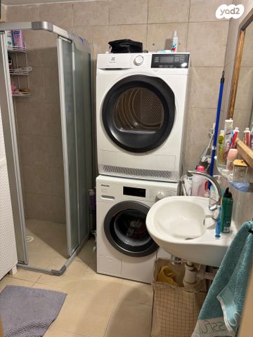 דירה, דרך הים 84, כרמל מערבי, חיפה