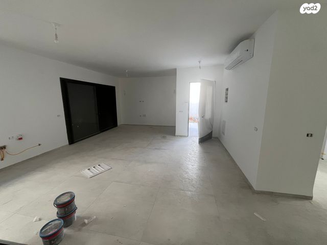 חיים לסקוב 1