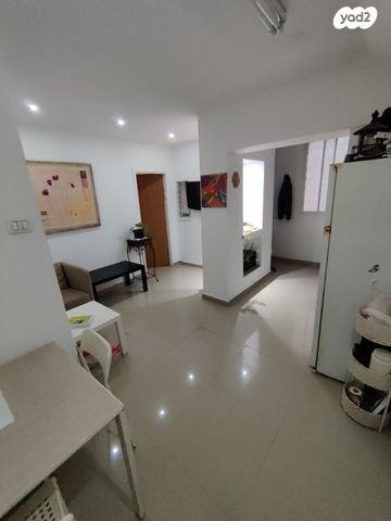 דירה, מדרגות צפת 18, מסדה, חיפה