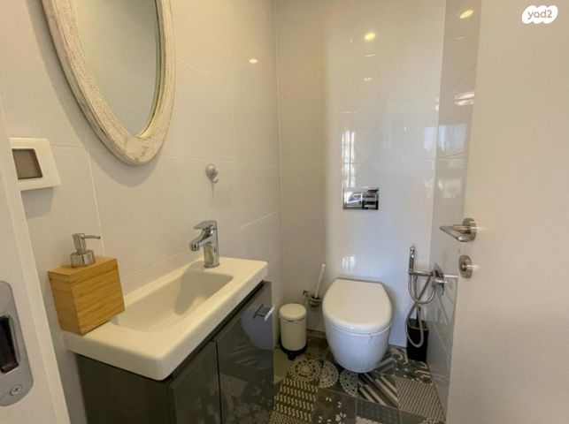 דירה, יהודה מרגוזה 40, צפון יפו, המושבה האמריקאית-גרמנית, תל אביב יפו