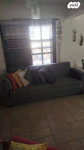 דירה, התאנה 122, שכונה ותיקה - מרכז העיר, מעלות תרשיחא