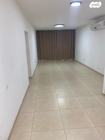 דירה, ראובן 10, מרכז העיר, סביניה, הוותיקה, קרית ביאליק