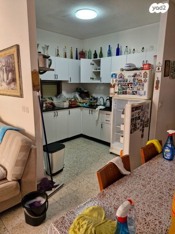 דירה, מניה וישראל שוחט 3, מרכז, קרית עבודה, חולון