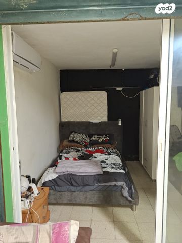 יוסף אהרונוביץ' 78