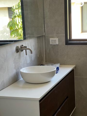 דו משפחתי, גולדה מאיר 23, בר לב, מזכרת בתיה