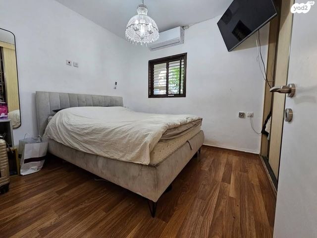 דירה, דוד צדוק 6, בן גוריון, חולון