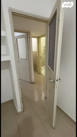 דירה, הר השקדים 1, מורדות ב, טבריה