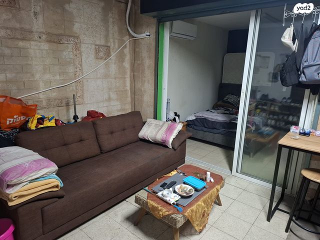 יחידת דיור, יוסף אהרונוביץ' 78, ג'סי כהן, חולון