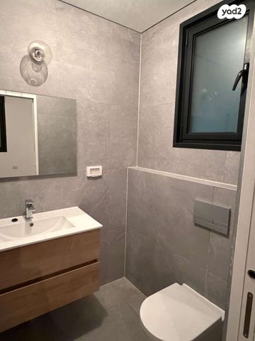 דירה, מבצע משה 44, נווה ים, ראשון לציון