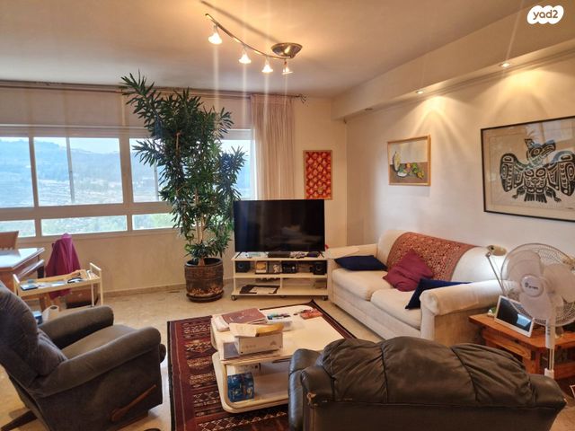 דירת גן, רפאל דה לה פרגולה 23, גילה, ירושלים