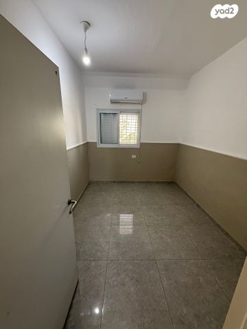 דירה, סמטת שבזי 5, שכונה א', באר שבע