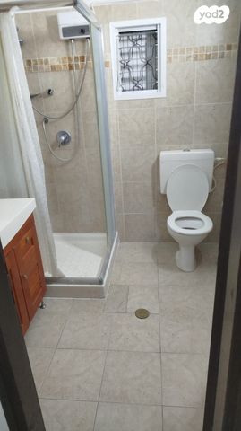 דירה, התאנה 122, שכונה ותיקה - מרכז העיר, מעלות תרשיחא