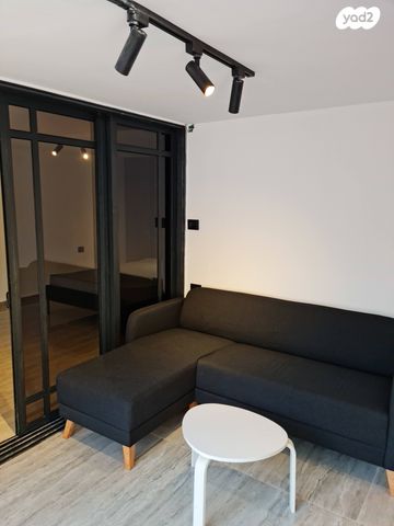 יחידת דיור, הבריגדה היהודית 22, גלי הים, נתניה