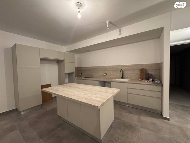 דירה, הר מירון 4, נווה ישראל, הרצליה