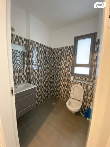 דירה, אליעזר בן יהודה 14, אגרובנק, חולון