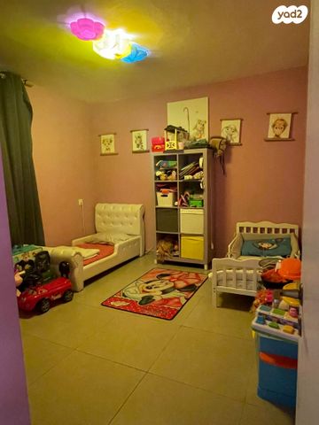 דירה, יוסף שפרינצק 30, אחדות, פתח תקווה