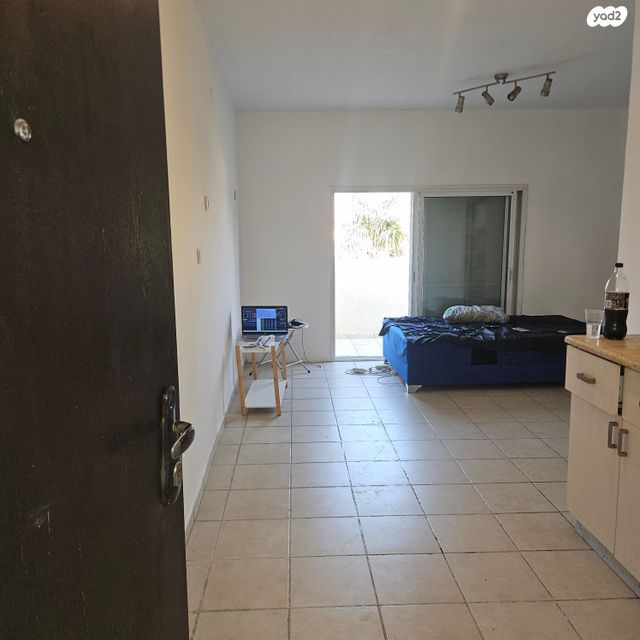 יחידת דיור, הרב שלום שבזי 38, שבזי, ראש העין