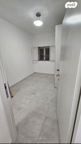 דירה, ניצנה 17, ניצנה, בת ים