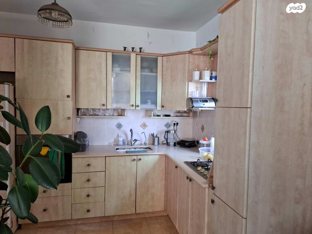 דירה, דרך בן גוריון 97, דרום מערב ותיק, בת ים