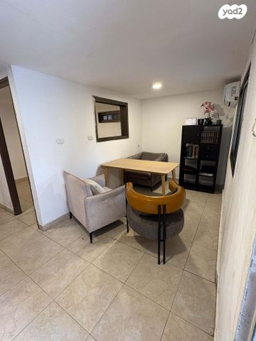 יחידת דיור, הבשן 7, רמז, מערב ותיק, ראשון לציון