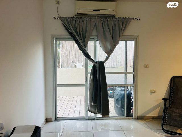 יחידת דיור, הגפן 16, שמשון, חדרה הצעירה, חדרה