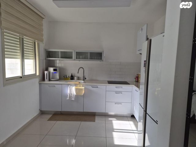 דירה, דוכיפת 5, רמות יצחק, נשר