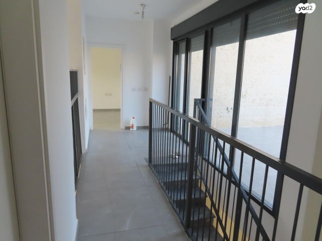 גג/ פנטהאוז, רבי ברכיה 24, נתיבות ישראל / רמת בית שמש ד-4, בית שמש