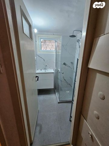 דירה, הלל 27, הדר עליון, חיפה