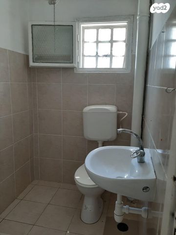 דירה, הראשונים 32, רובע א', אשדוד