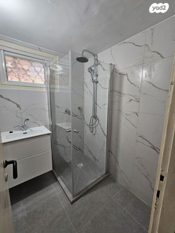 דירה, הלל 27, הדר עליון, חיפה