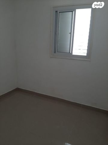 דירה, הראשונים 32, רובע א', אשדוד