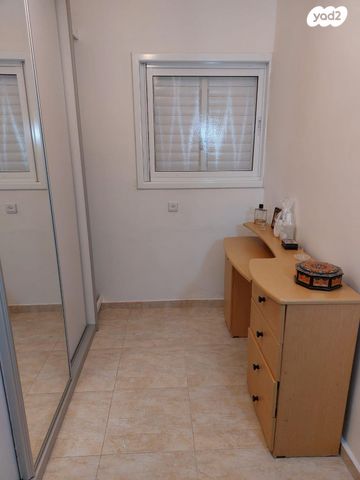 דירה, שלום עליכם 6, לב העיר, בת ים