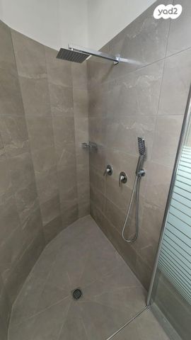 דירה, עמק הזיתים 7, הרצליה, חיפה