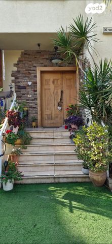 מרתף/ פרטר, אבני חן 3, שכונה 12, תל מונד