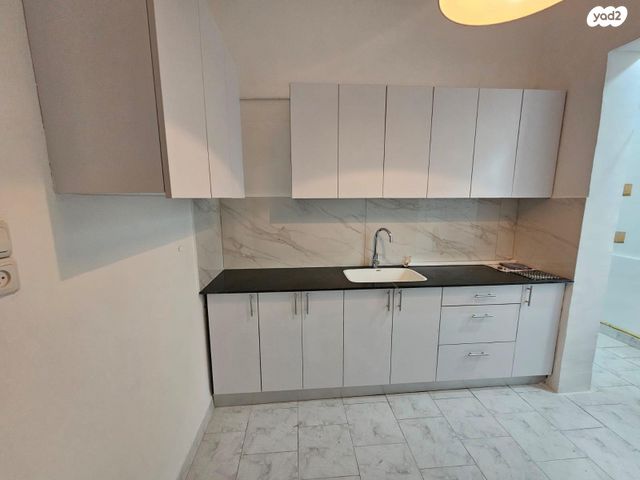 דירה, הלל 27, הדר עליון, חיפה