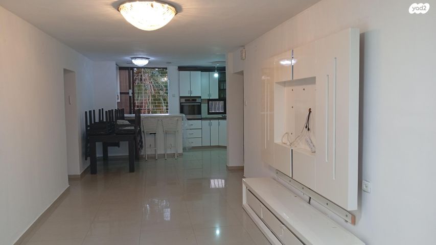 דירה, שדרות יוספטל 152, ג'סי כהן, חולון