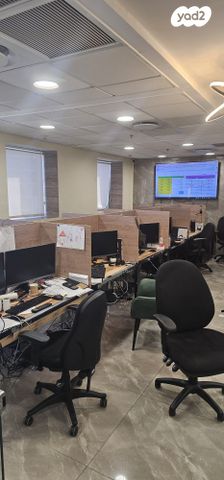 משרדים, דרך זאב ז'בוטינסקי 7, בורסה, רמת גן
