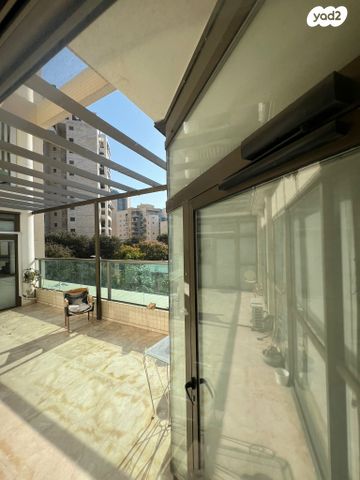 משרדים, הציונות 50, רובע הקריה, הסיטי, אשדוד