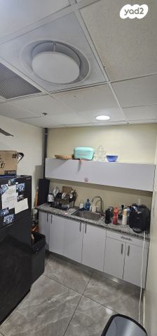 משרדים, דרך זאב ז'בוטינסקי 7, בורסה, רמת גן