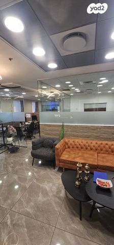 דרך זאב ז'בוטינסקי 7