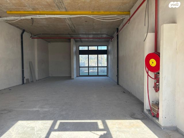 חנויות/ שטח מסחרי, בורוכוב 10, מגדל, אשקלון