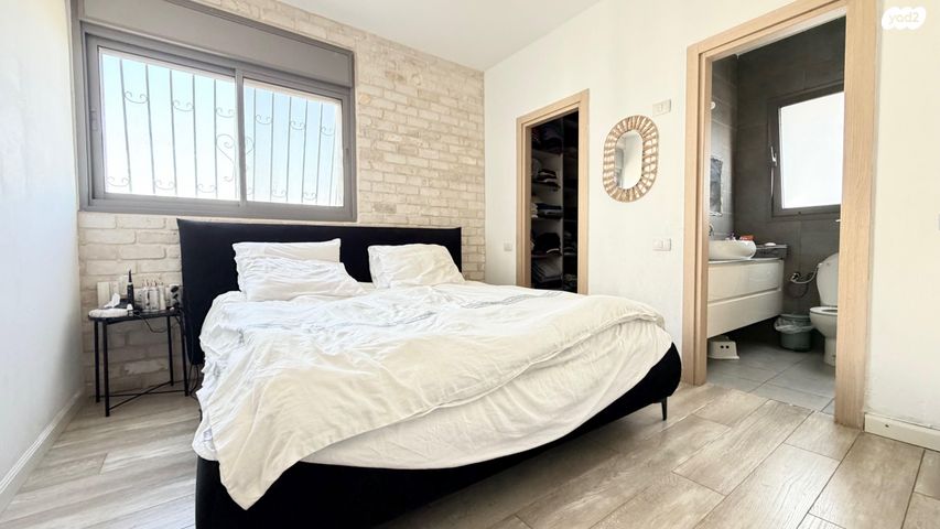 דירה, כרמל 16, אחוזת הנשיא, רחובות