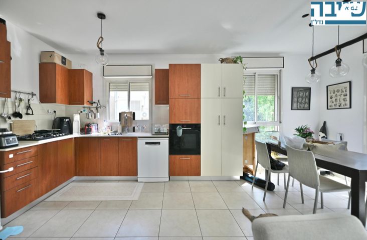 דירה, שדרות ח"ן, ב' / צפון מערב העיר, רחובות